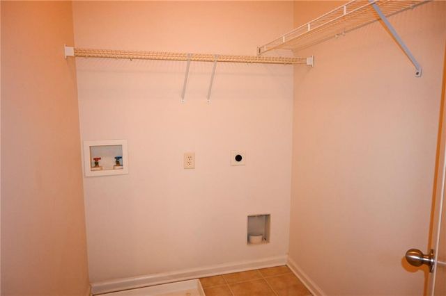 25 Kaktovic W Court, Grayson, GA 30017