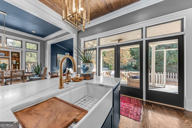 668 N Main Street, Madison, GA 30650