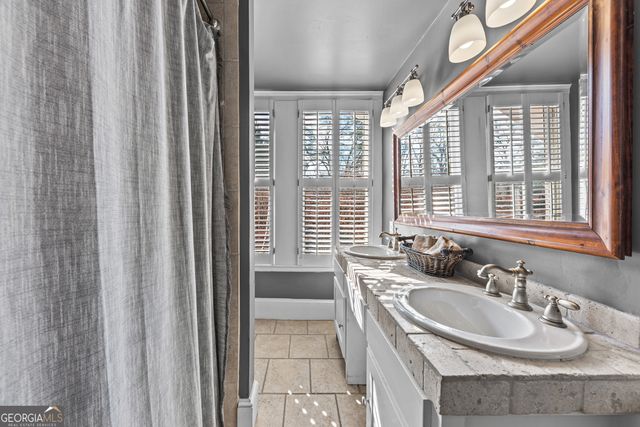 668 N Main Street, Madison, GA 30650