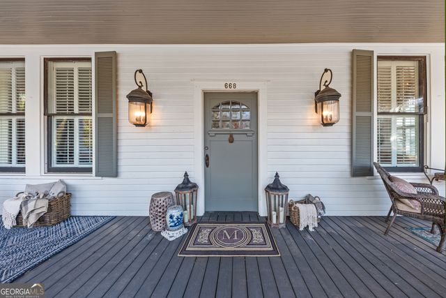 668 N Main Street, Madison, GA 30650