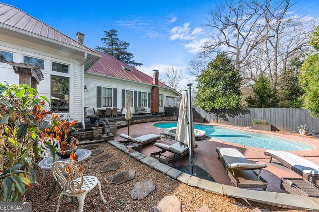 668 N Main Street, Madison, GA 30650