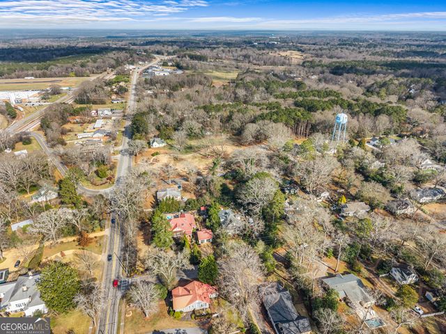 668 N Main Street, Madison, GA 30650