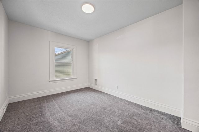 9 Welstead Place, Rochester, NY 14613