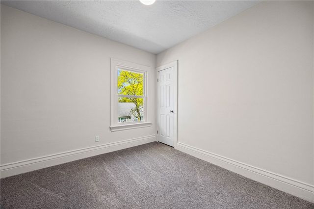 9 Welstead Place, Rochester, NY 14613