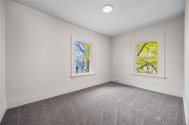 9 Welstead Place, Rochester, NY 14613