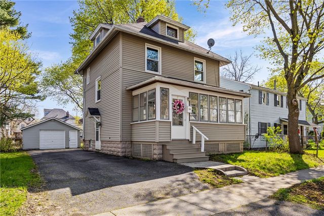 9 Welstead Place, Rochester, NY 14613