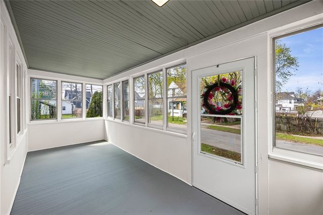 9 Welstead Place, Rochester, NY 14613