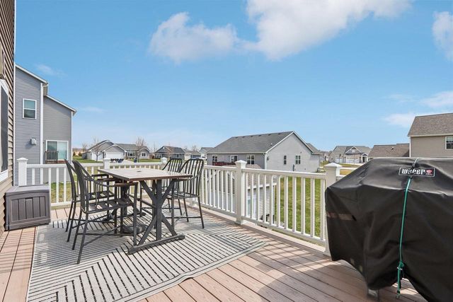 526 Spur ROAD, Slinger, WI 53086