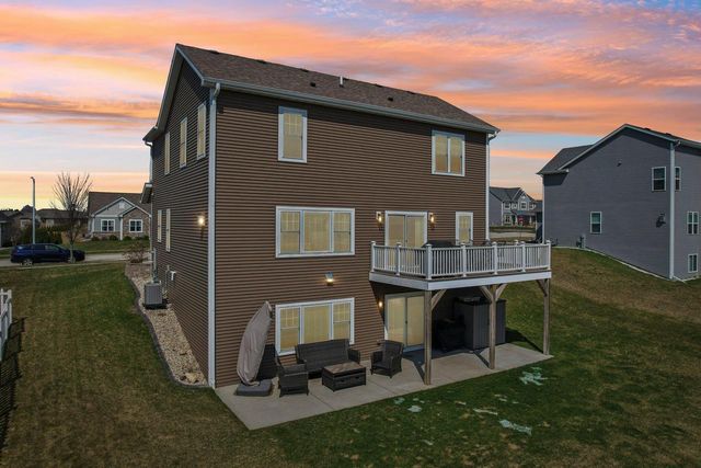 526 Spur ROAD, Slinger, WI 53086