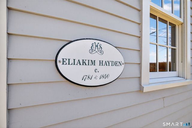 17 Scholes Lane, Essex, CT 06426