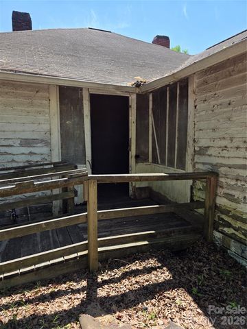 460 South Avenue, Lancaster, SC 29720