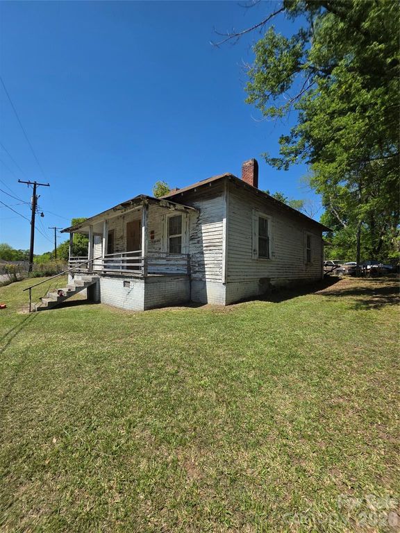 460 South Avenue, Lancaster, SC 29720