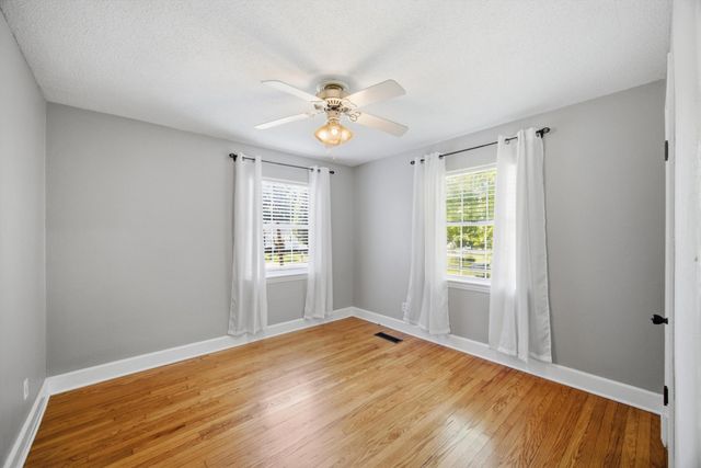 718 Pyron Lane, Chattanooga, TN 37412