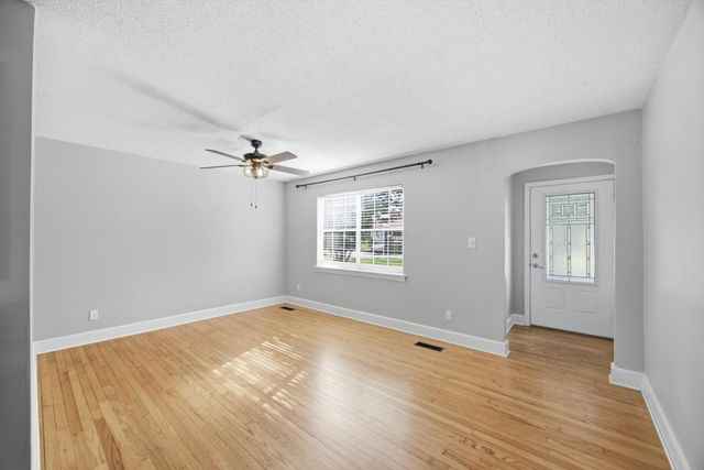 718 Pyron Lane, Chattanooga, TN 37412
