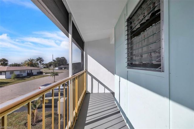 403 SE 43rd TER # 11, Cape Coral, FL 33904