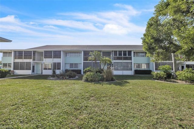 403 SE 43rd TER # 11, Cape Coral, FL 33904
