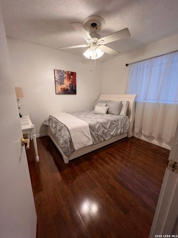 6022 Town Creek St, San Antonio, TX 78238