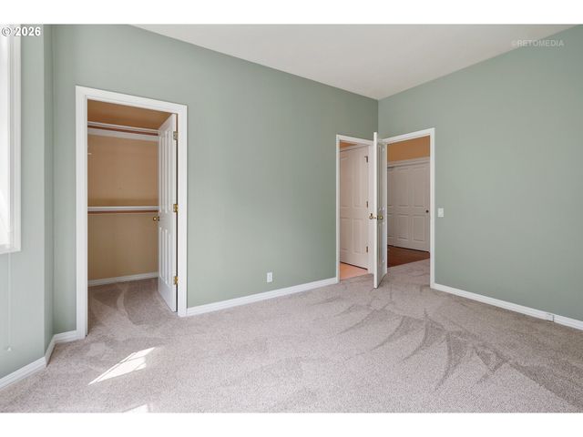 15737 Nw CLAREMONT Dr, Portland, OR 97229