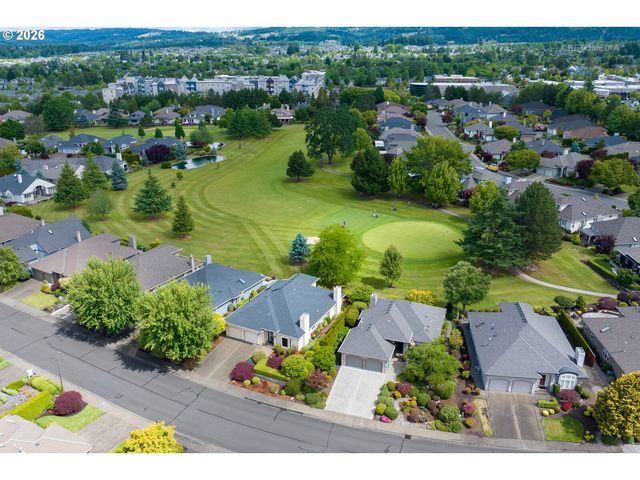 15737 Nw CLAREMONT Dr, Portland, OR 97229