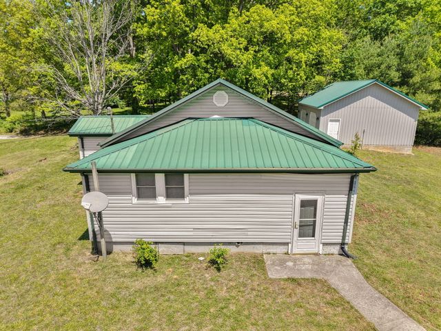 221 Earl Ross Road, Stearns, KY 42647