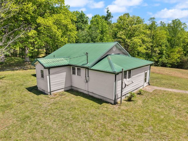 221 Earl Ross Road, Stearns, KY 42647