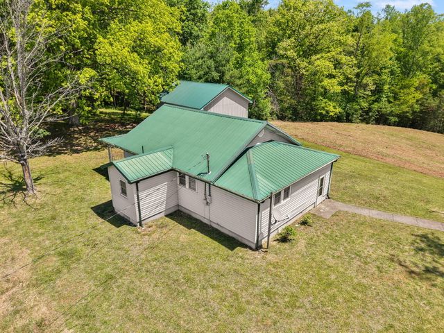 221 Earl Ross Road, Stearns, KY 42647