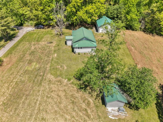 221 Earl Ross Road, Stearns, KY 42647