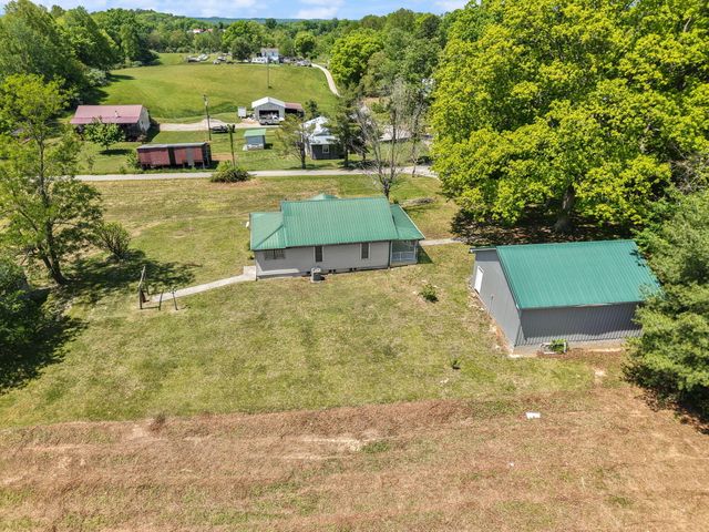 221 Earl Ross Road, Stearns, KY 42647