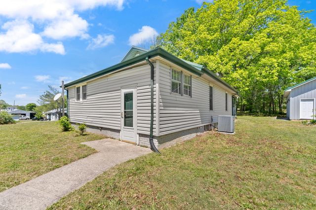 221 Earl Ross Road, Stearns, KY 42647