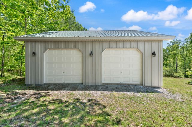 221 Earl Ross Road, Stearns, KY 42647