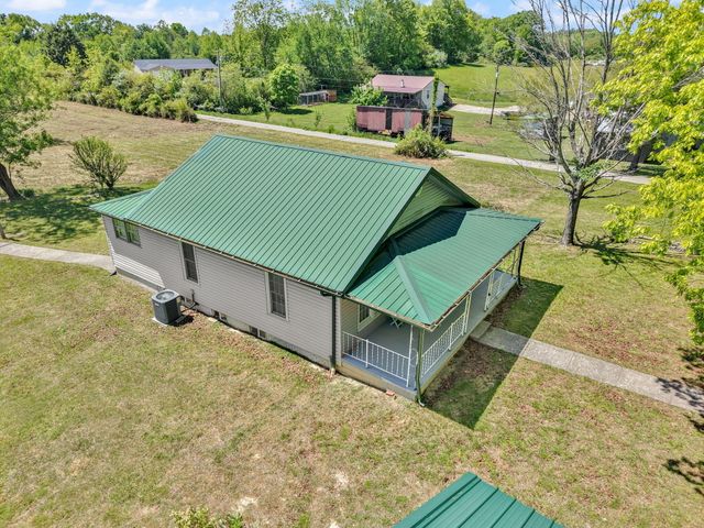 221 Earl Ross Road, Stearns, KY 42647
