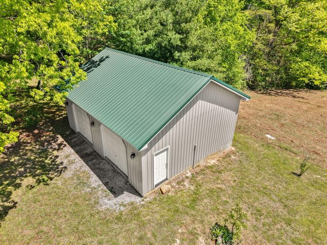 221 Earl Ross Road, Stearns, KY 42647