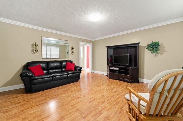 221 Earl Ross Road, Stearns, KY 42647
