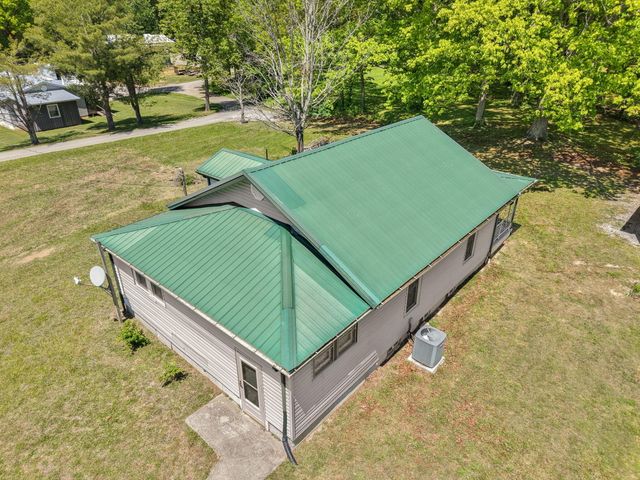 221 Earl Ross Road, Stearns, KY 42647