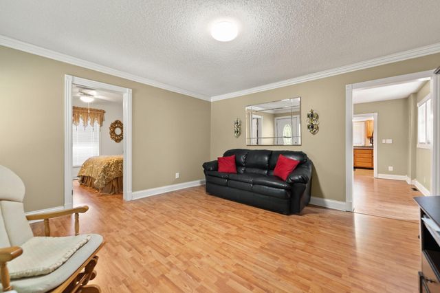 221 Earl Ross Road, Stearns, KY 42647