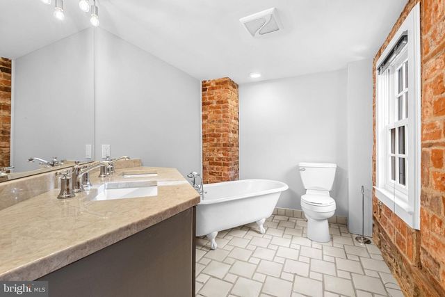 58 W MECHANIC ST, New Hope, PA 18938