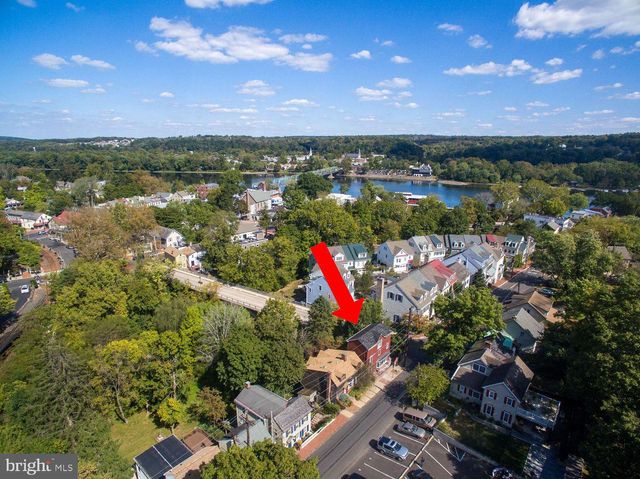 58 W MECHANIC ST, New Hope, PA 18938