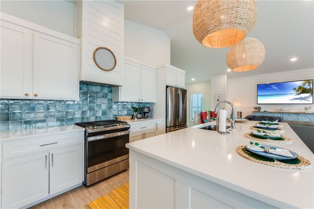 901 S Ninth St 12, Port Aransas, TX 78373