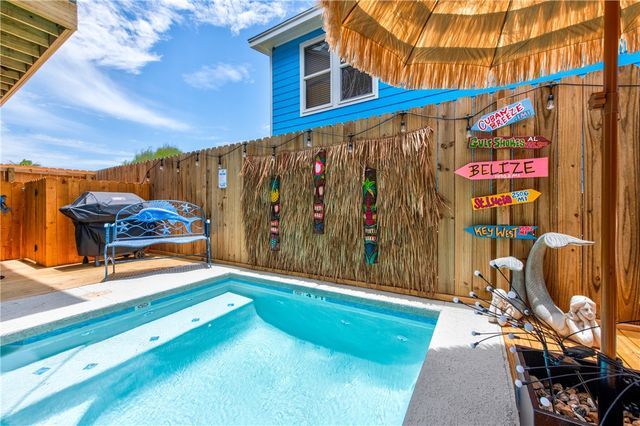 901 S Ninth St 12, Port Aransas, TX 78373