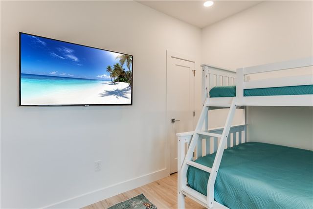 901 S Ninth St 12, Port Aransas, TX 78373