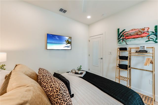 901 S Ninth St 12, Port Aransas, TX 78373