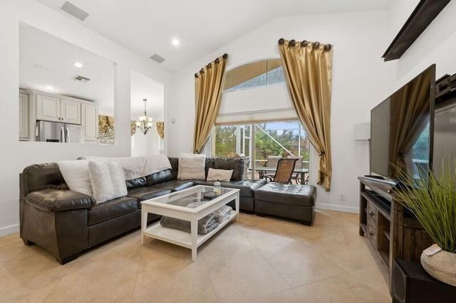 10740 Grande Palladium Way, Boynton Beach, FL 33436