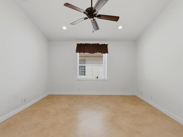 10740 Grande Palladium Way, Boynton Beach, FL 33436