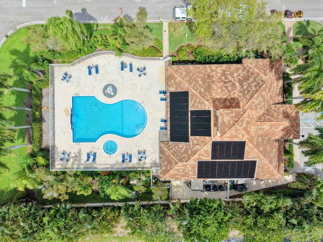 10740 Grande Palladium Way, Boynton Beach, FL 33436