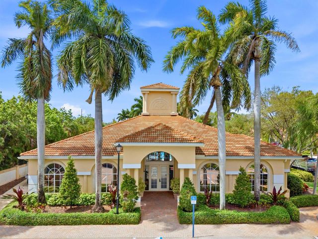 10740 Grande Palladium Way, Boynton Beach, FL 33436