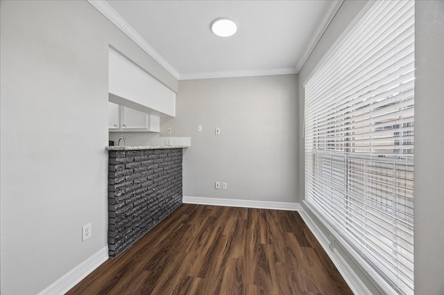 201 Emerson Street 10, Houston, TX 77006
