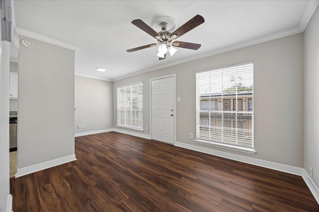 201 Emerson Street 10, Houston, TX 77006