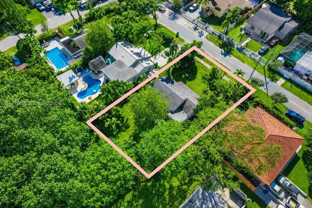 10821 NE 5th Ave, Miami, FL 33161