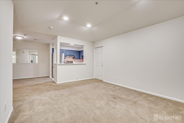 936 Waterford Drive, Edison, NJ 08817