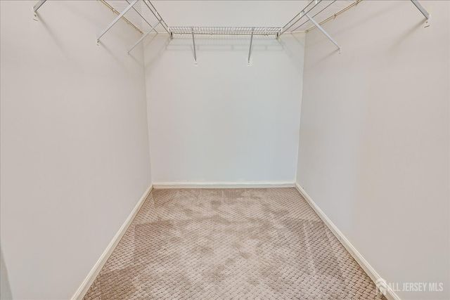 936 Waterford Drive, Edison, NJ 08817